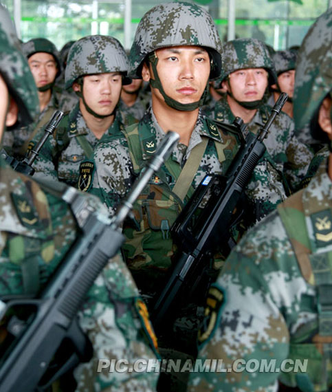 南京军区坦克连叫停拔苗助长式不科学训练方式