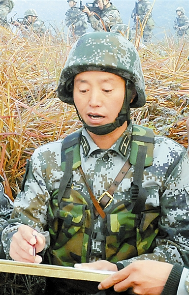 开栏的话 博士营长遭遇硬对手 一来一往打出真交情