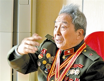 遥忆风雨下钟山