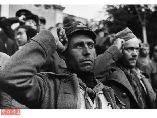 二战西班牙摄影师偷拍集中营地狱景象