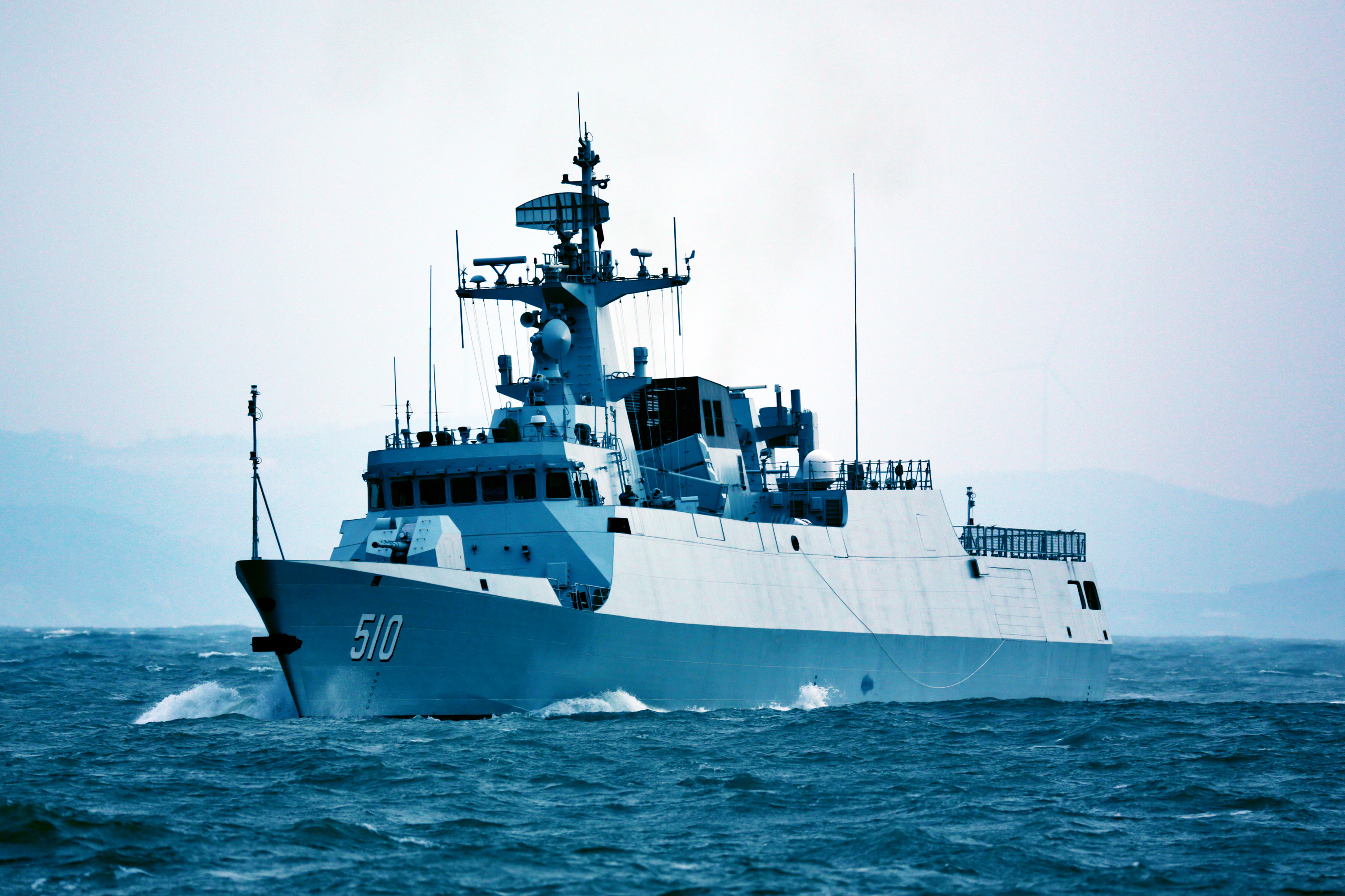 中国最新护卫舰057图片