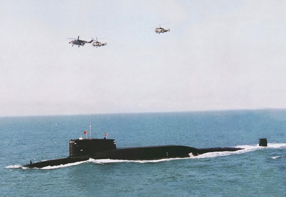 图文:中国海军092夏级改进型核潜艇