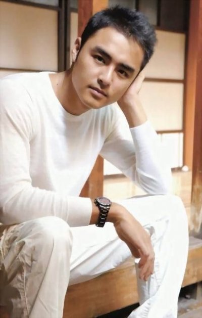 明道尴尬遭堵债拒助哥哥偿还650万台币