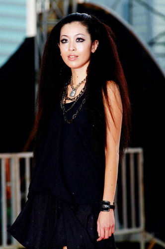 历届台湾金曲奖女星着装之最组图7