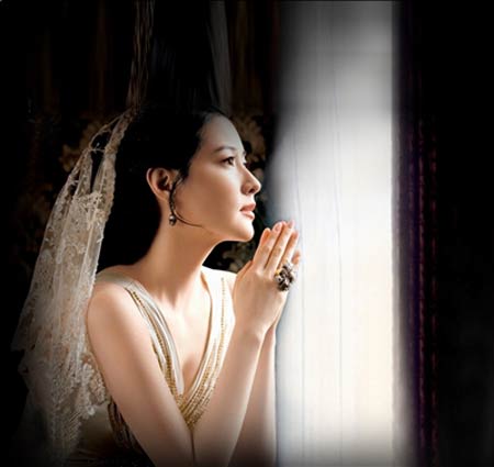 李英爱大婚昔日唯美婚纱照回顾组图