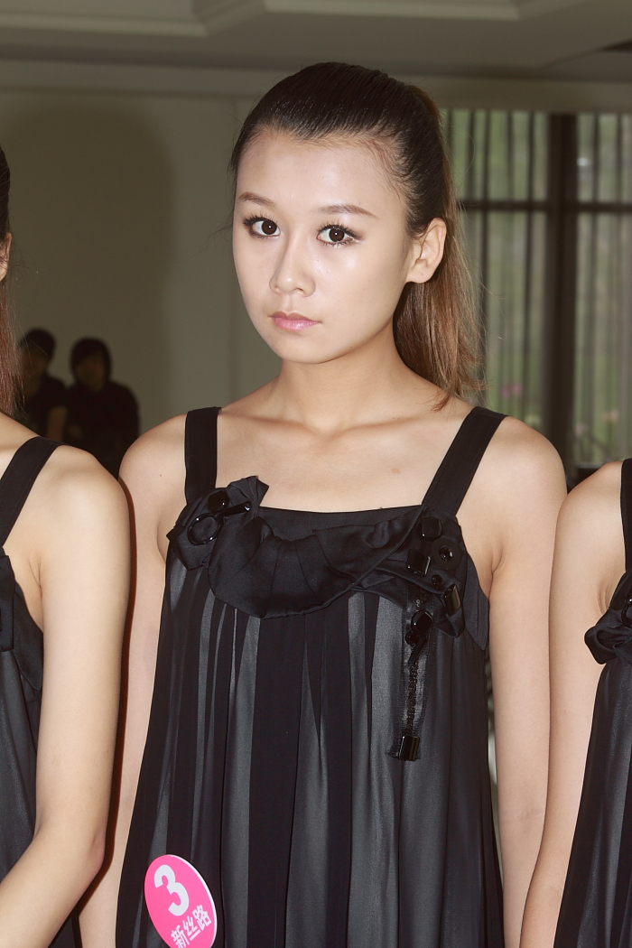 冷静现场花絮02_2009新丝路网络模特大赛_新浪女性_新浪网