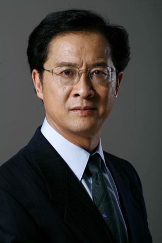 心理学权威专家(组图)-高天