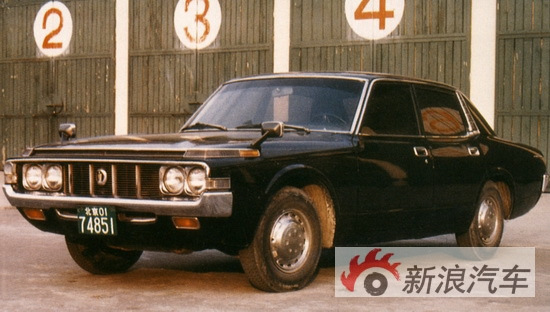 1973年中日邦交正常化,首汽进口了450辆丰田汽车,其中有300辆光冠rt81