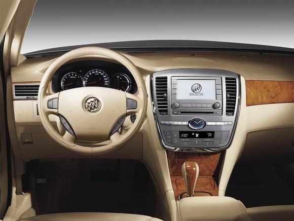 08款别克君越内饰