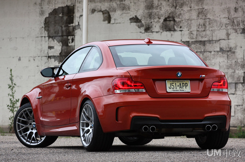 宝马m1coupe