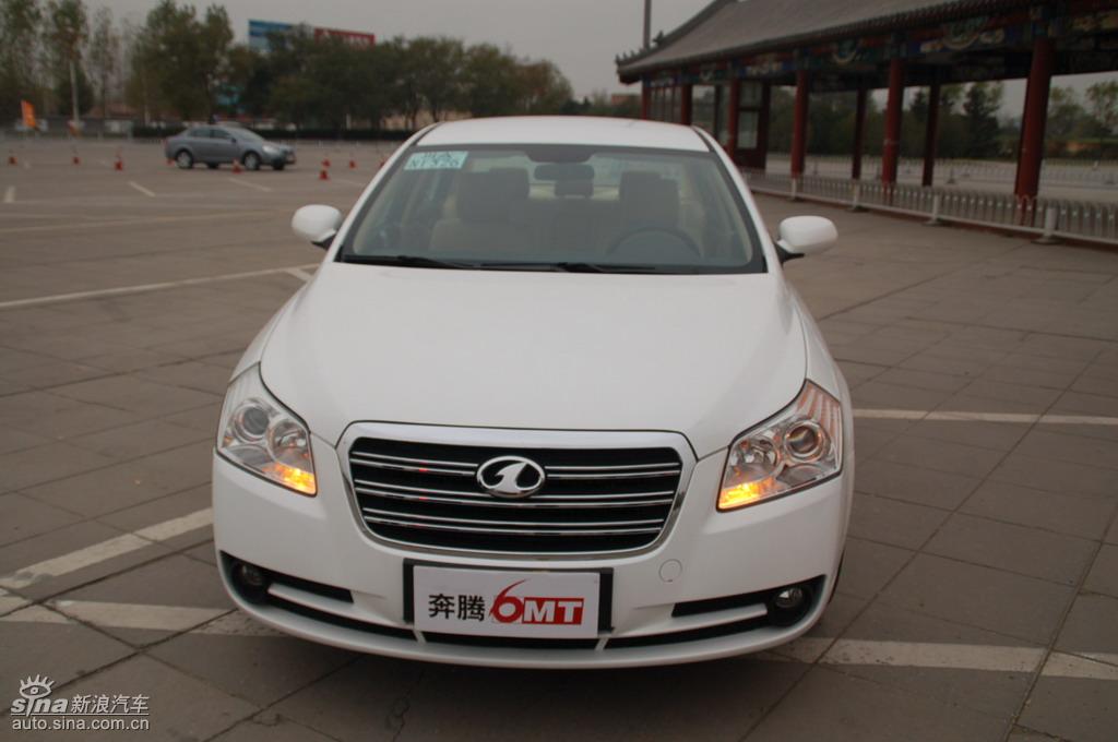 08款一汽奔腾6mt外观