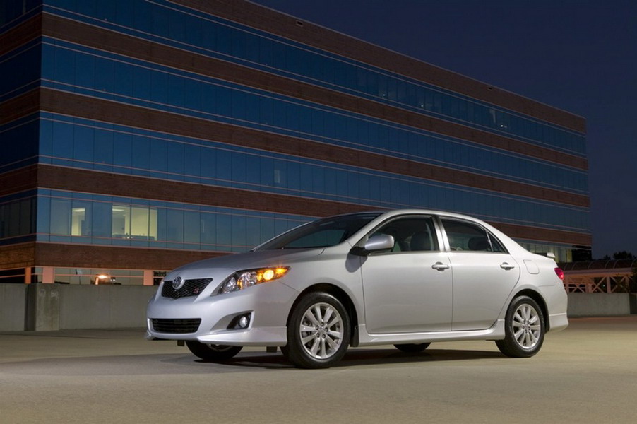 美规卡罗拉外观图片