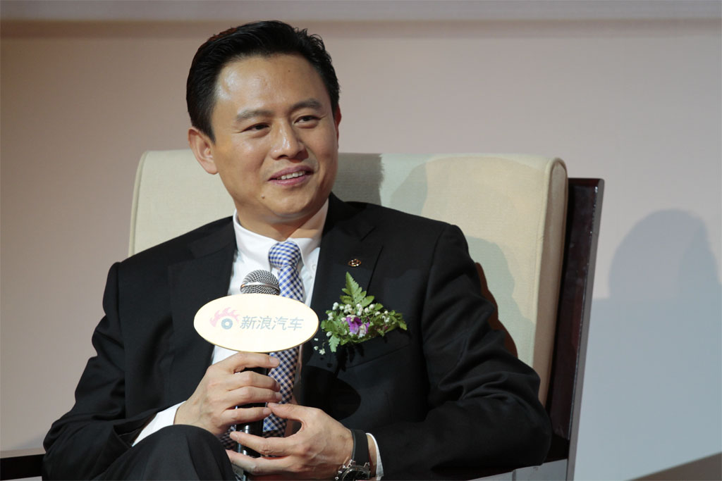 重庆长安汽车股份有限公司董事长徐留平