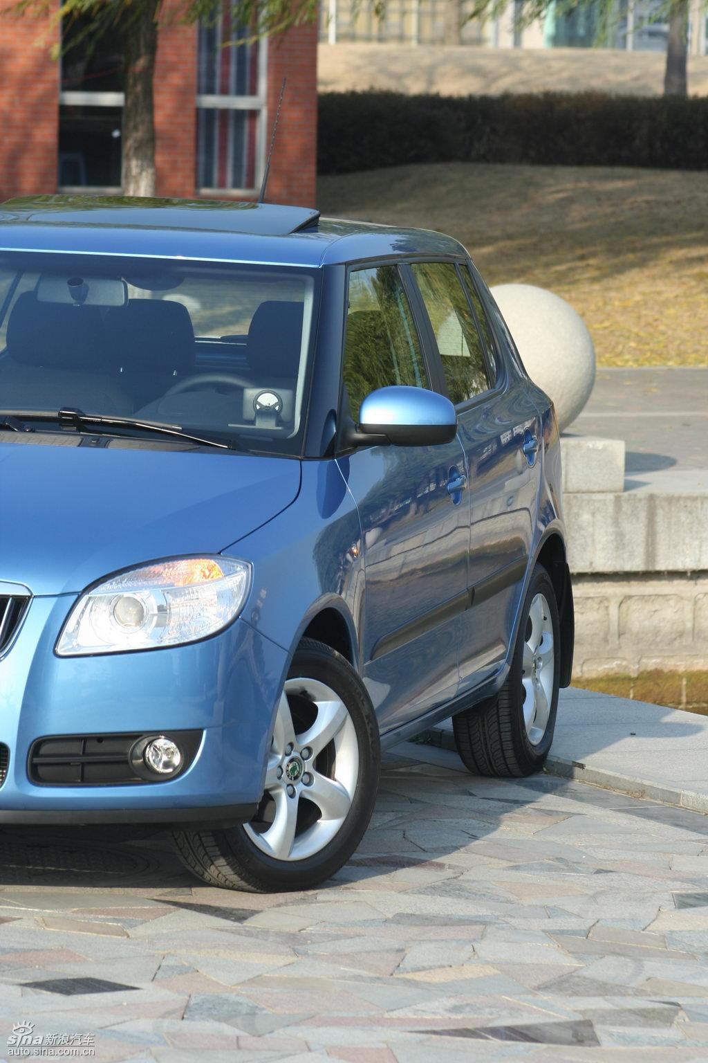 上海大众斯柯达fabia晶锐外观实拍