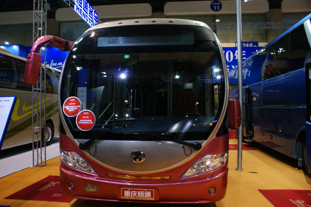 恒通客车展台