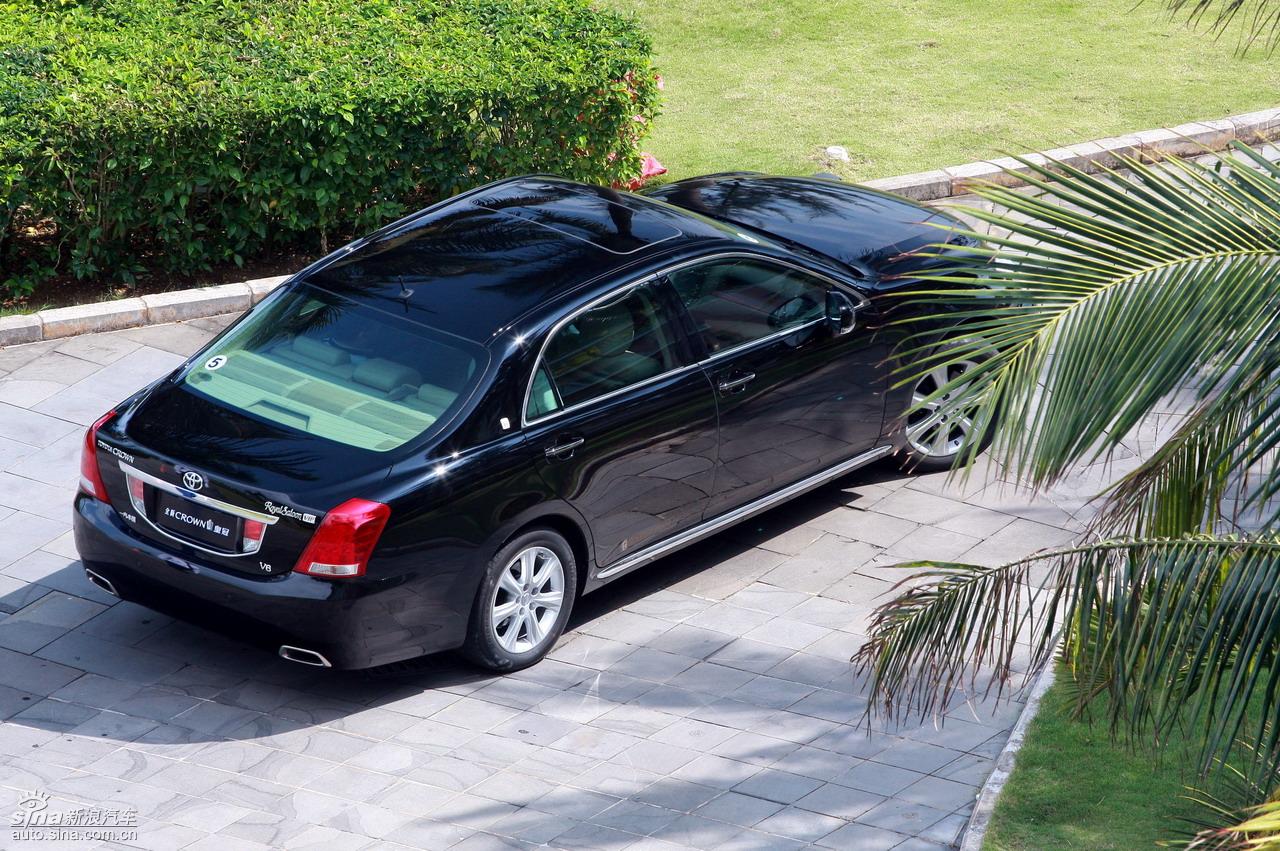 丰田新皇冠试驾实拍图外观