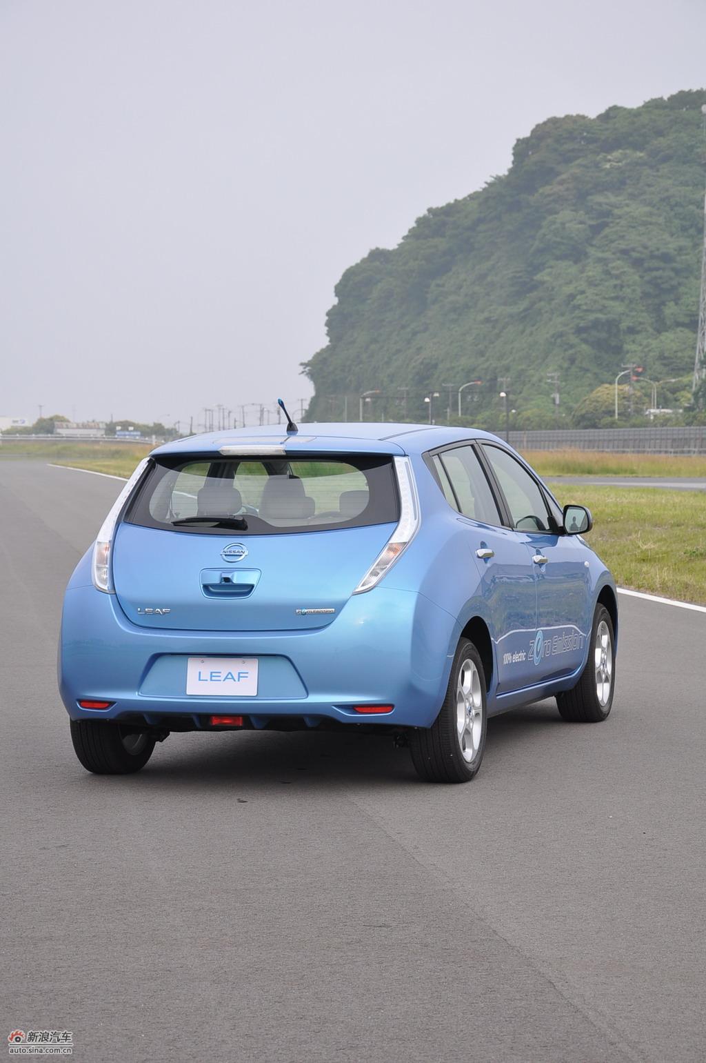 日產聆風純電動車外觀實拍圖