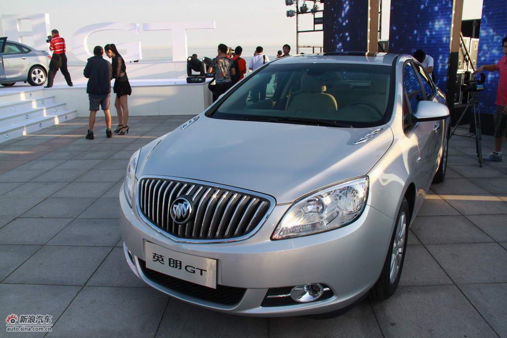 别克英朗gt外观
