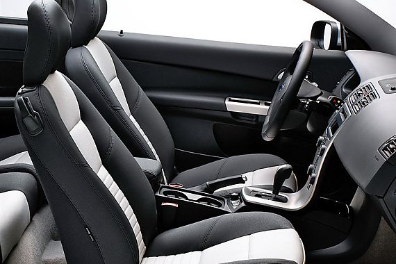 沃尔沃c30洛阳现车销售 综合钜惠3万元