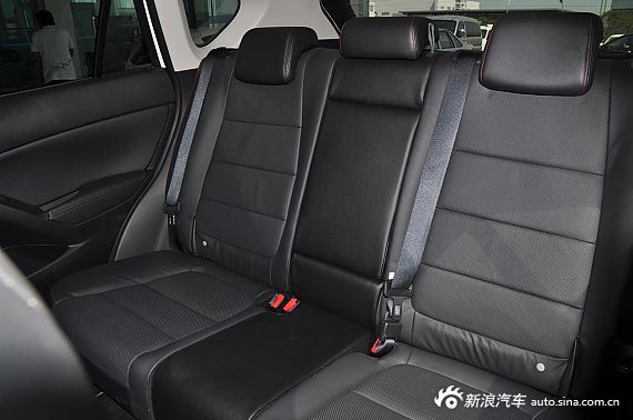 2013款马自达CX-5 2.5L自动四驱旗舰型