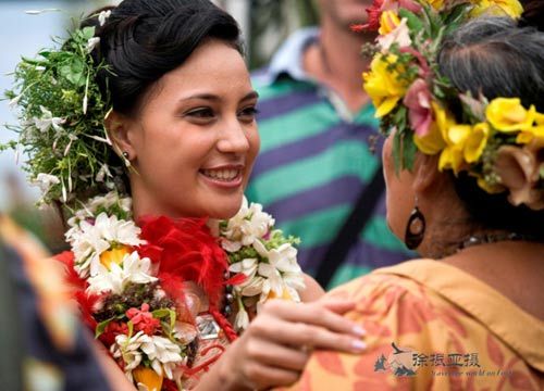 大溪地塔希提岛邂逅印象派画中的美女