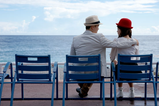 在中国人眼中,法国与浪漫的这种结合显得更加真实,在中国,法国就是