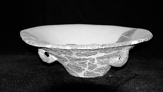 9月13日到15日,国内众多考古专家汇聚龙游,开了三天会——"龙游荷花山