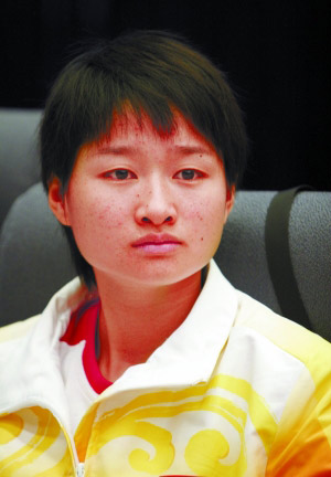 当被问到有没有在北京买房的计划时,李岩岩给出了否定的答案,"北京的