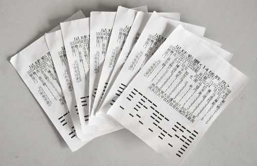 据张先生介绍,自己看球多年,是一名铁杆球迷,购买完足彩后再观看竞猜