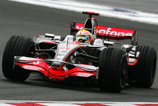 图文f1法国站首次练习赛至锐银箭直扎眼