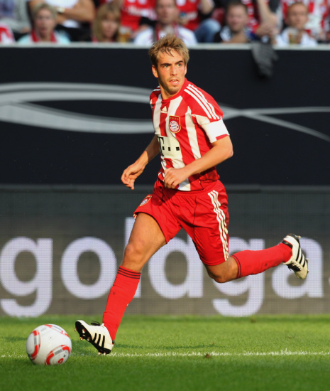 图文-[德超级杯]拜仁2-0沙尔克 拉姆控球寻找队友_国际足球-德国_新浪