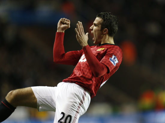 图文-[英超]雷丁3-4曼联 范佩西激情庆祝