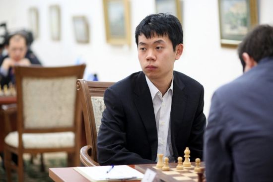 北京时间12月5日晚,2012～2013国际棋联男子国际象棋大奖赛第二站比赛