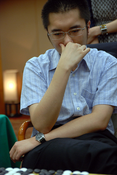 图文-中韩天元对抗赛第2局现场 陈耀烨略显遗憾