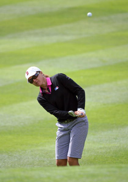 图文加拿大女子公开赛第三轮古斯塔夫森切球