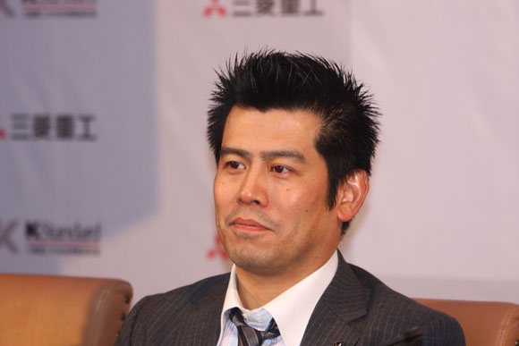 图文-三菱重工赞助叶莉英 罗小民出席新闻发布会