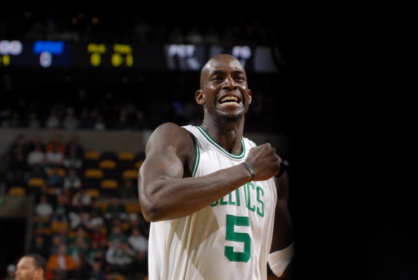 图文nba凯尔特人124100小牛加内特凸显霸气