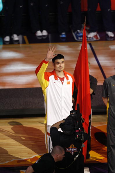 图文姚明闪耀全明星赛北京奥运会纪念仪式