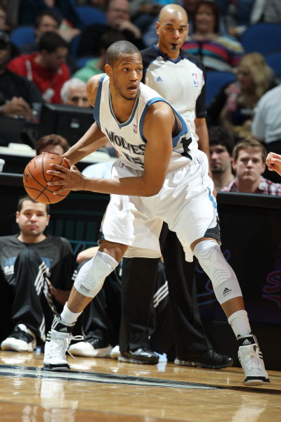 图文-[常规赛]火箭107-92森林狼 兰多夫控球