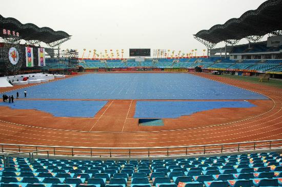 图文广西区运会主赛场启用玉林市体育中心内景