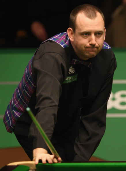 图文-斯诺克世锦赛威廉姆斯晋级 寻找进攻线路