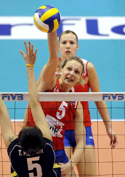 图文-奥运女排落选赛21日激战 充分利用身高优势