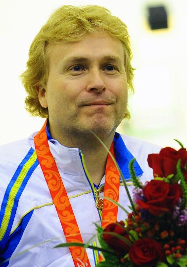 图文-r1级男子10米气步枪立射赛况 雅各布松夺冠