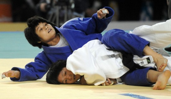 当日,在第十一届全运会柔道比赛女子48公斤级决赛中,徐春燕战胜龚华