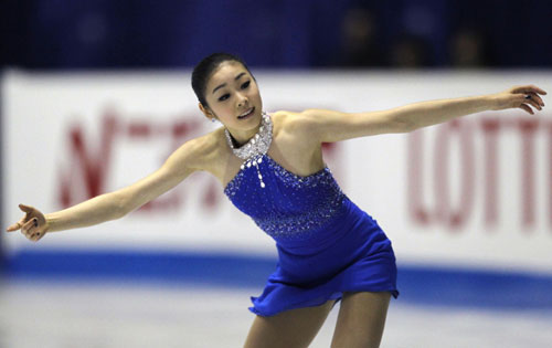图文花滑总决赛女单自由滑放开怀抱拥抱明天