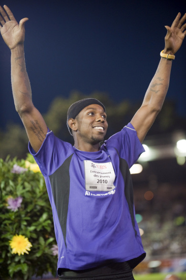 图文-钻石联赛斯德哥尔摩站赛况 杰克逊庆祝胜利