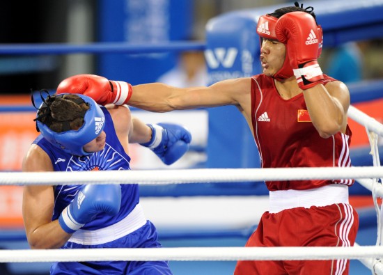 图文-[武搏会]孟繁龙获81公斤级冠军 长拳霸气十足