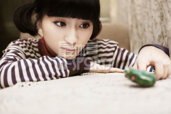 图为潘若瑶可爱写真.