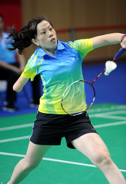 图文-[残运会]羽毛球赛精彩瞬间 独臂女侠很强大