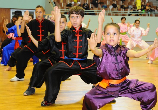 图文摩洛哥青少年学习中国武术练习长拳套路